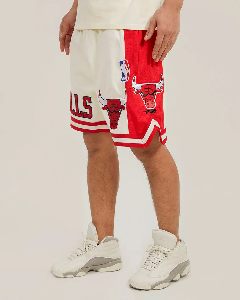 CHICAGO BULLS CHAMPIONSHIP EVOLUTION DK 2.0 SHORT (EGGSHELL/RED)