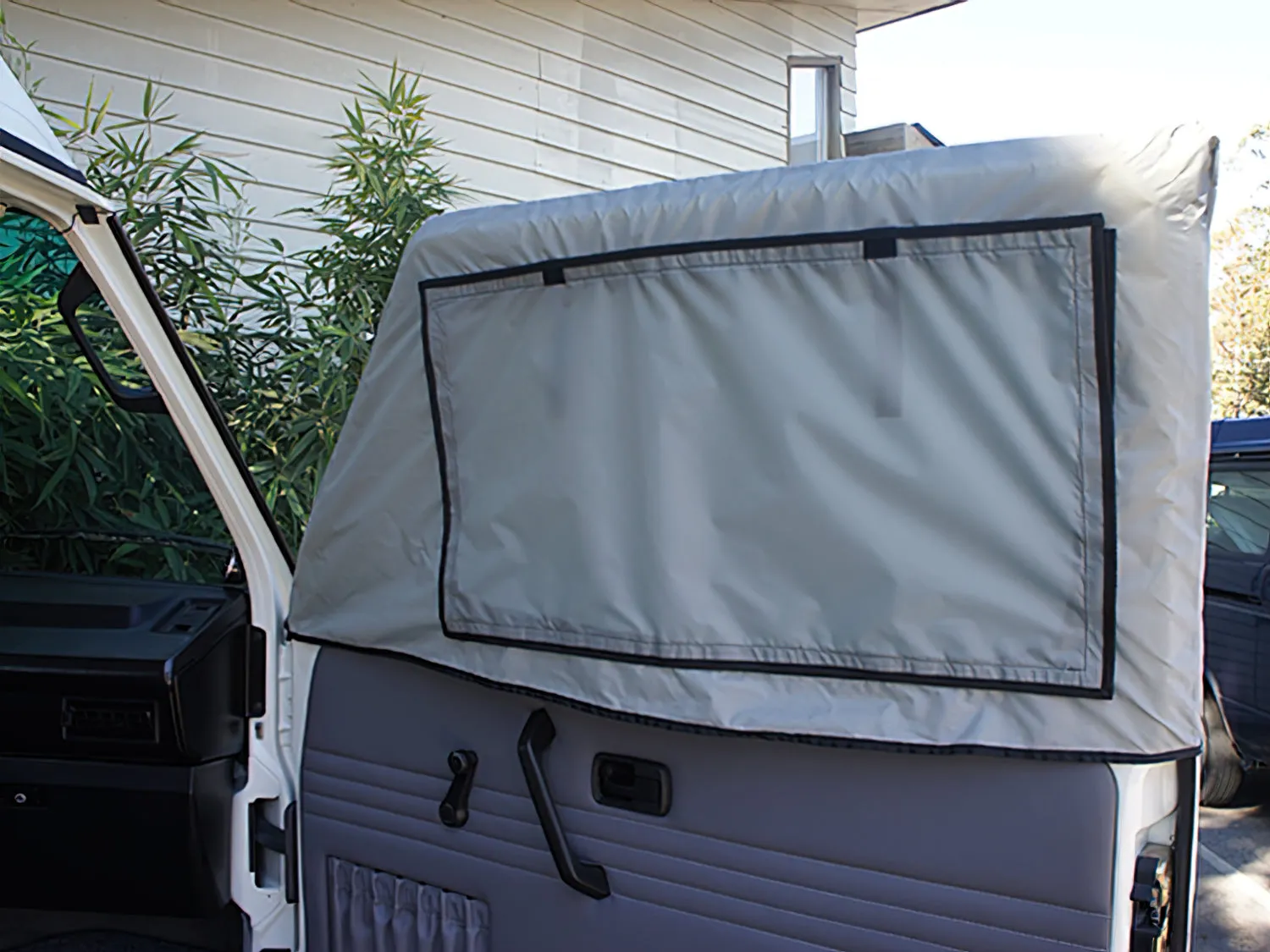 Front Door Window Screen Set [Vanagon]