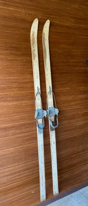 Original 10th Mountain Division Downhill Skis