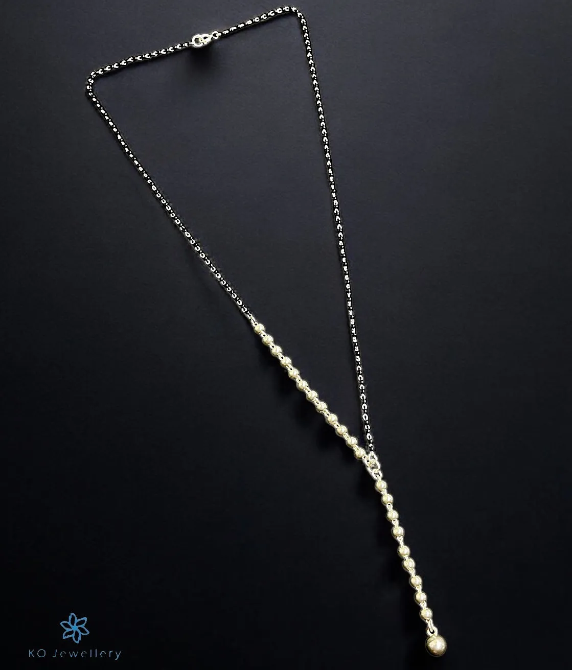 The Aroopa Silver Lariat Mangalsutra Necklace