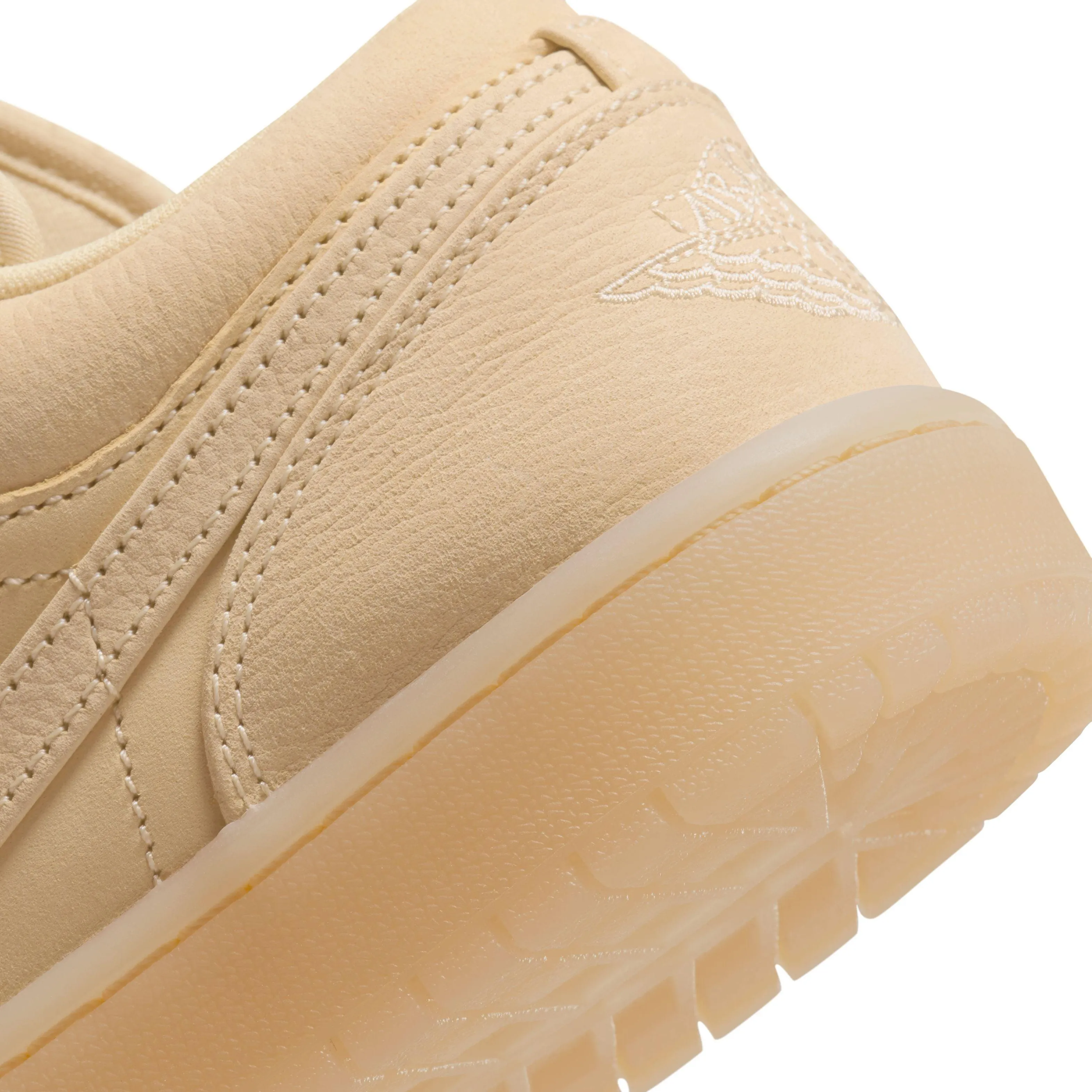 Wmns Air Jordan 1 Low SE ‘Pale Vanilla’